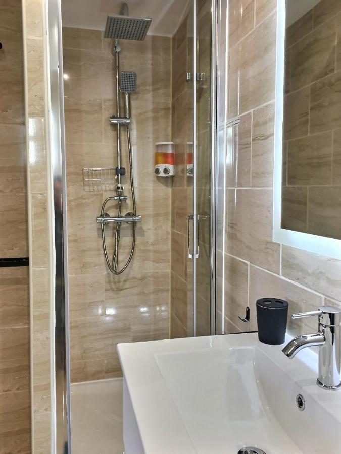 Bleu Lavande 1 - Appartement Cosy Ambiance Village Istres Ngoại thất bức ảnh